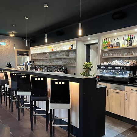 Hotel Restaurant Le Paris Mondorf-les-Bains Esterno foto